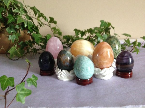 Assorted Egg Shaped Crystal Carvings