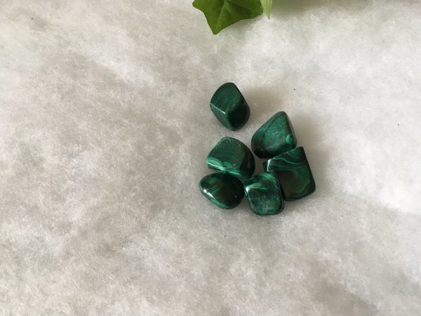 Malachite Pebbles - Small/Large Tumblestone